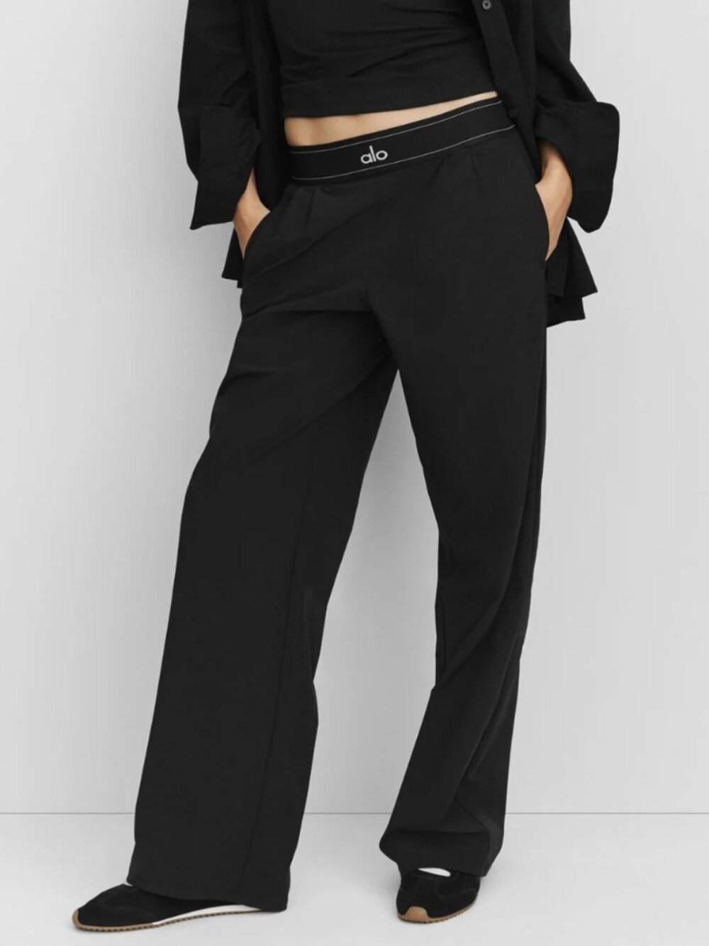 NWT 😃 Women’s Black High Rise Wide Leg Trousers  From ALO Yoga - Size:XS 👖 - Picture 8 of 9